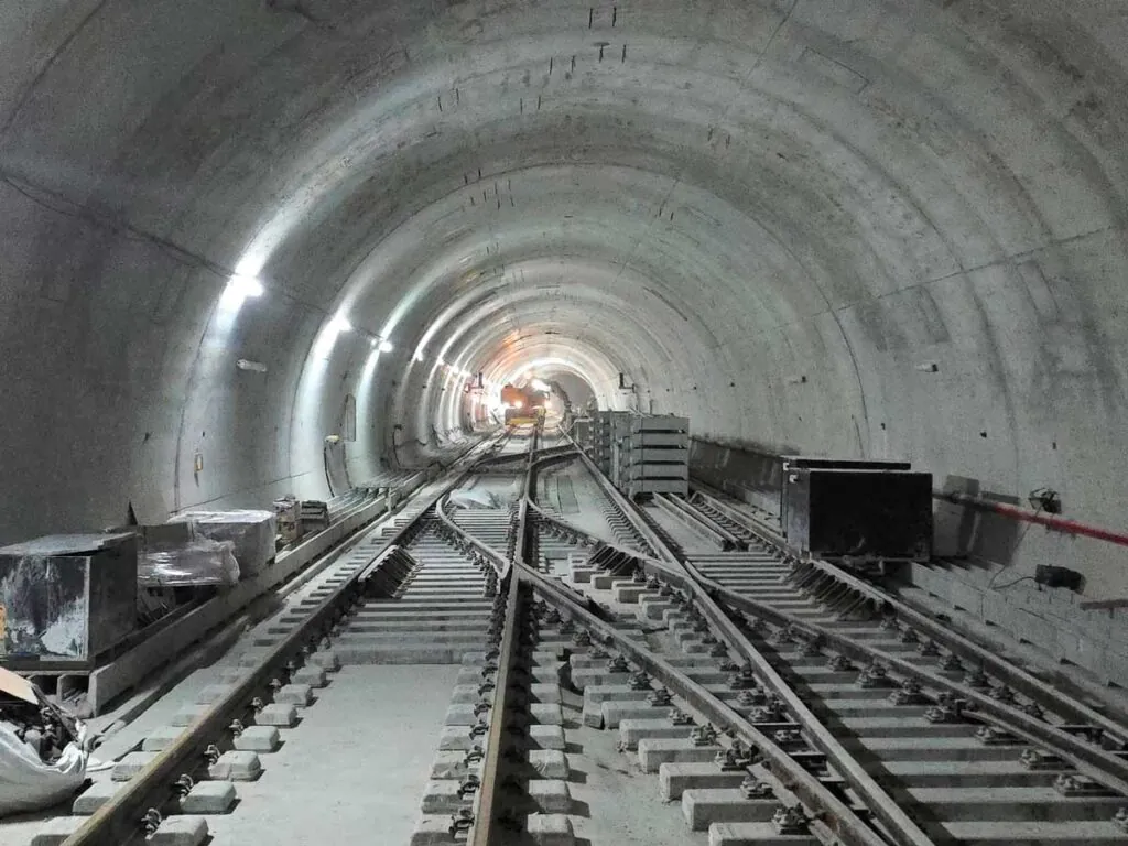 Electrification of the new Rubi Line of the Porto Metro